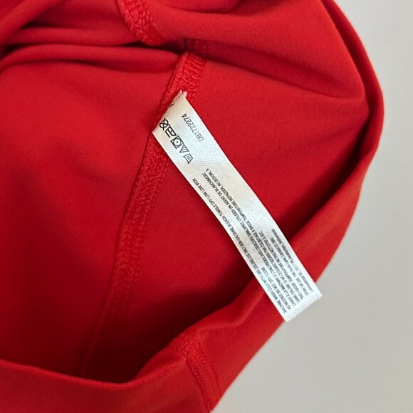 FREE PEOPLE Movement Never Better 7/8 Length Leggings in Winterberry Size Small - Picture 11 of 15